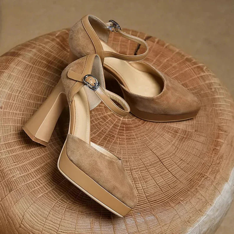 Celeste Elegante Pumps