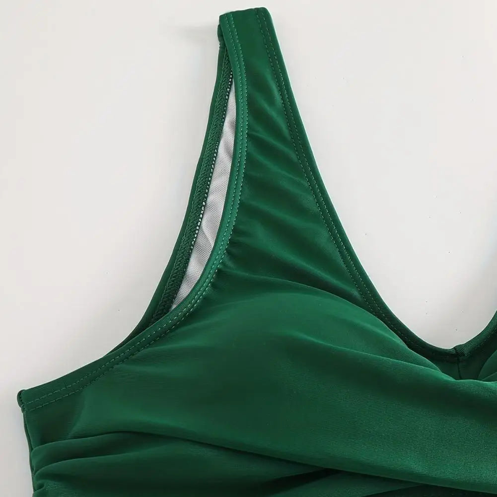 Sarena | Dein bauchformendes Bikini-Set mit stilvollem V-Ausschnitt